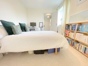 FURZE CRESCENT- click for photo gallery